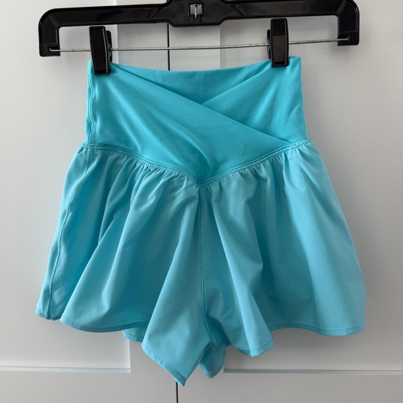 Offline by Aerie Real Me Crossover Flowy Shorts - Picture 1 of 4